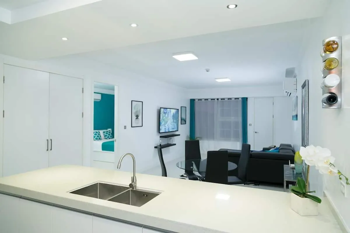Luxury @ 20 South Ave Appartamento Kingston Giamaica